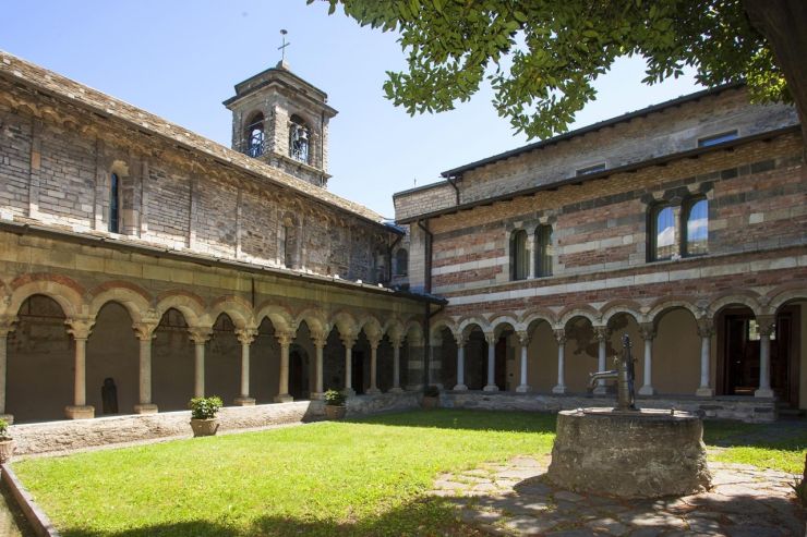 Abbazia Cistercense di Santa Maria di Piona