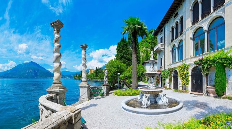 Villa Monastero garden 